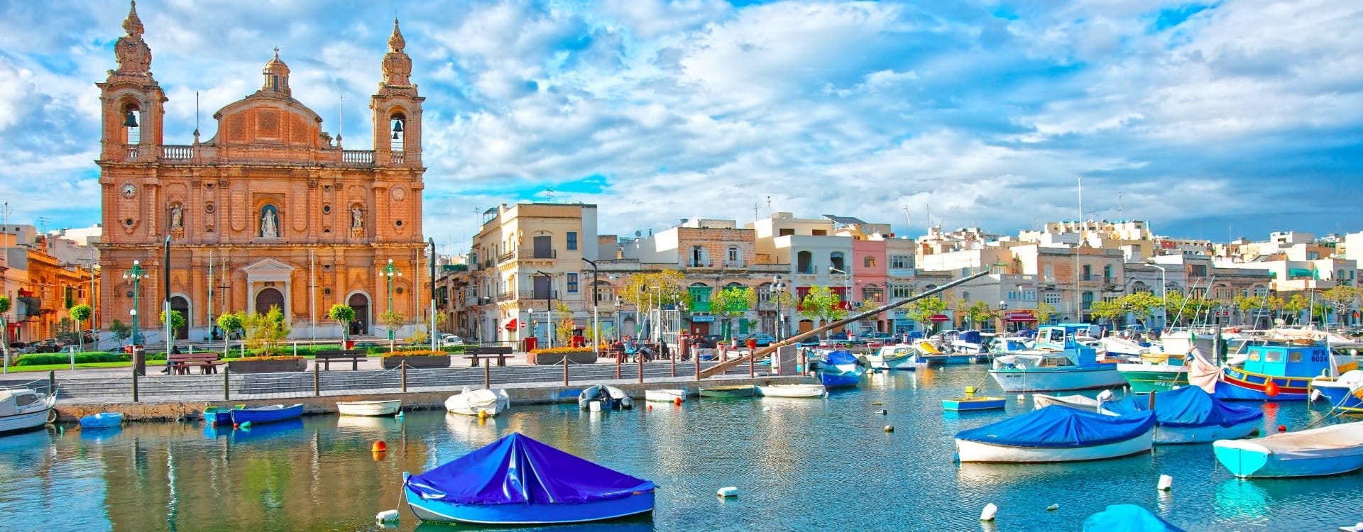 Bo og arbejde i Malta