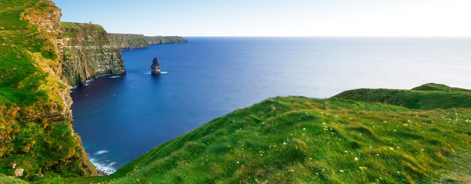 bo og arbejde i Irland