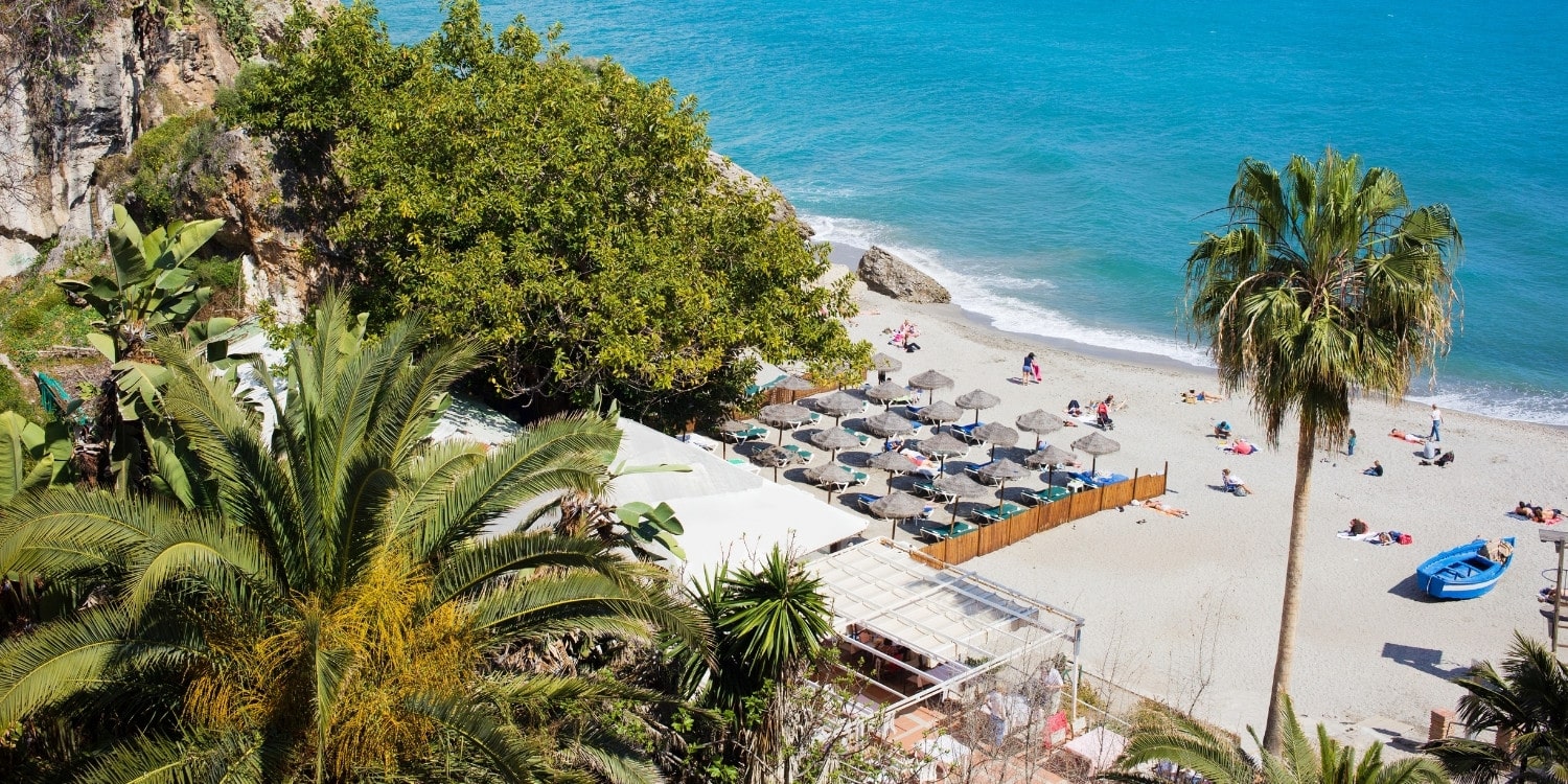 Danish Customer Service Agents needed on the sunny Costa del Sol!