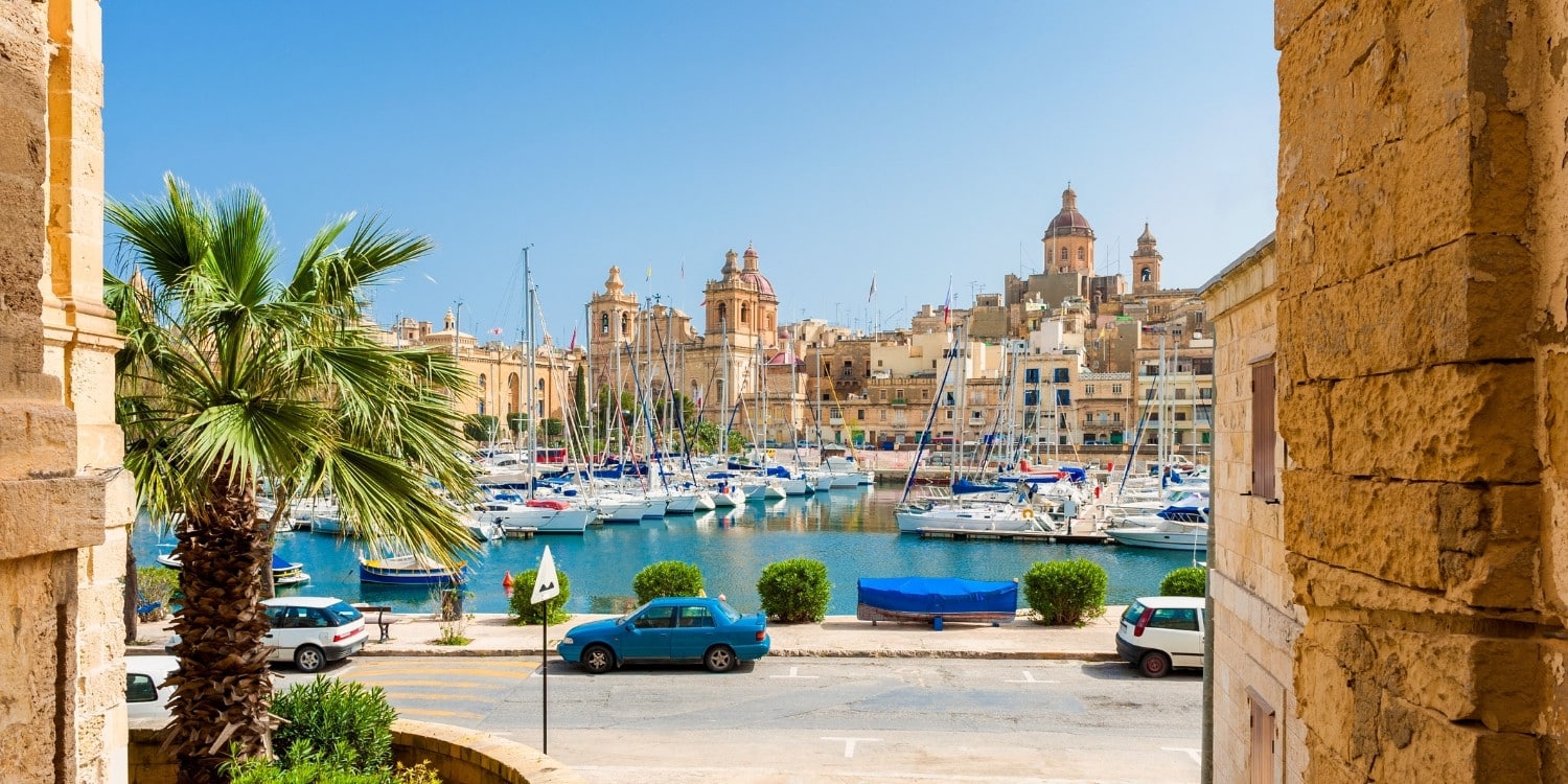 Danish Speaking Online Game Presenter Needed in Malta