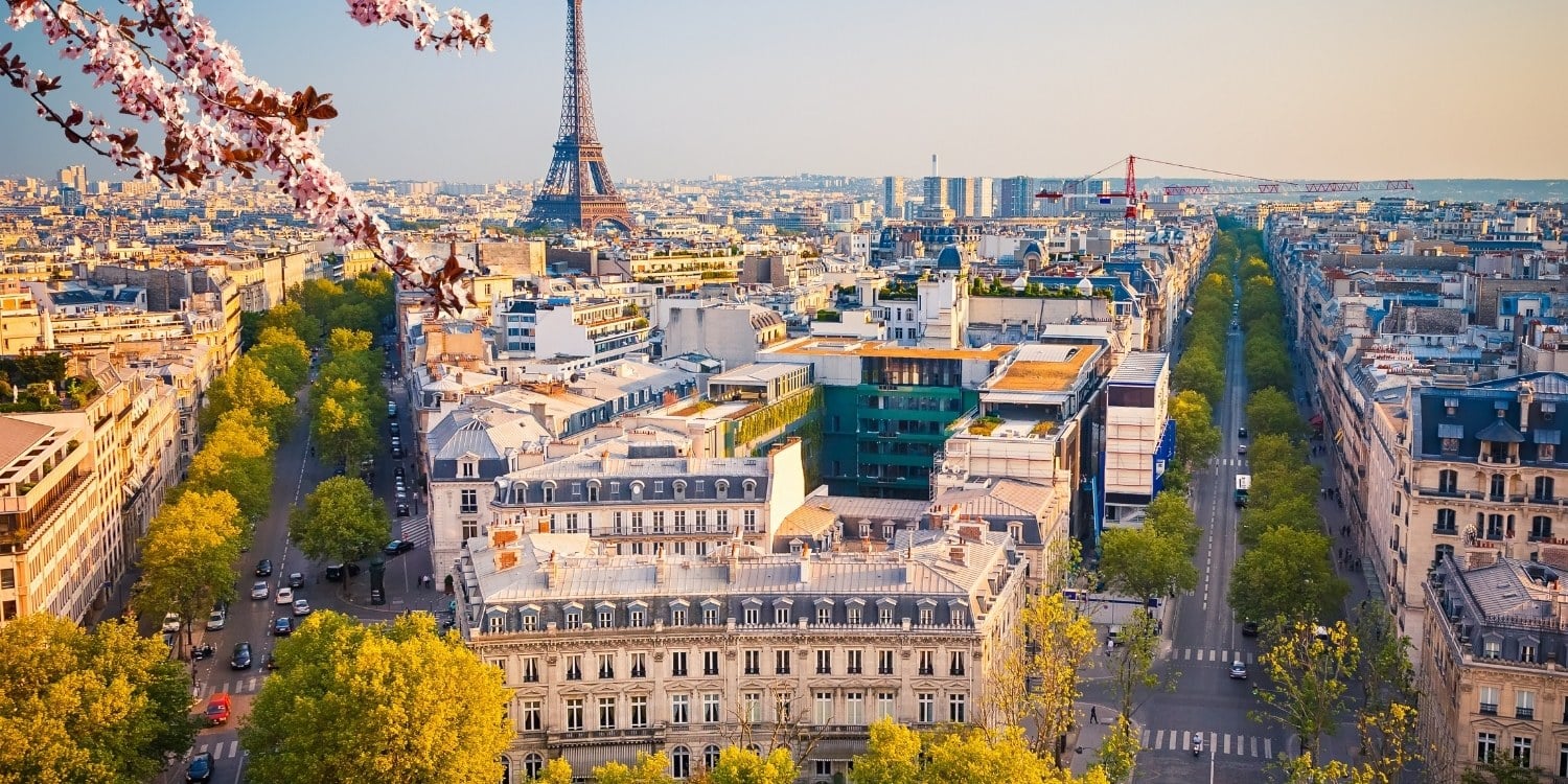 Full-time Finnish speaking Customer Service Agent in Paris!