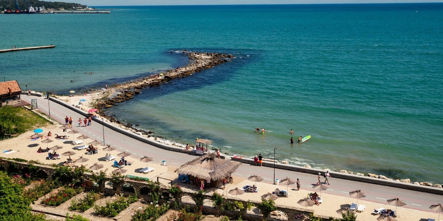 Anti Money Laundering Specialist gezocht aan de Bulgaarse riviera!