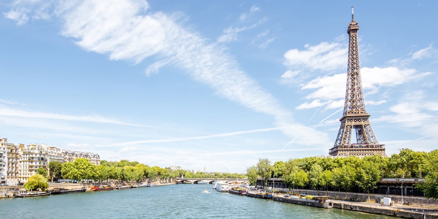 Full-time Swedish speaking Customer Service Agent in Paris!