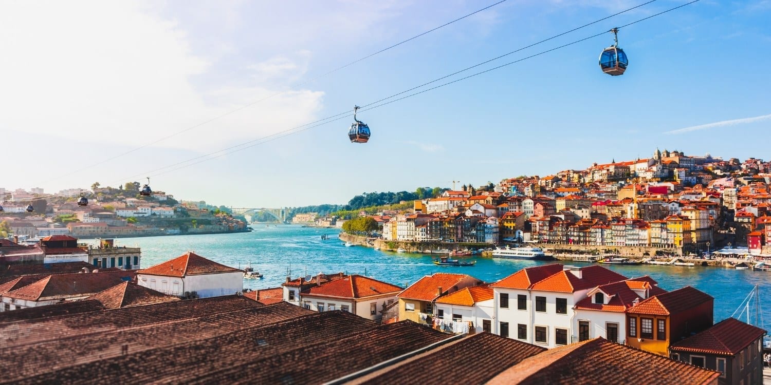 Geniet van het mediterrane leven als klantenservice medewerker in het kleurrijke Porto