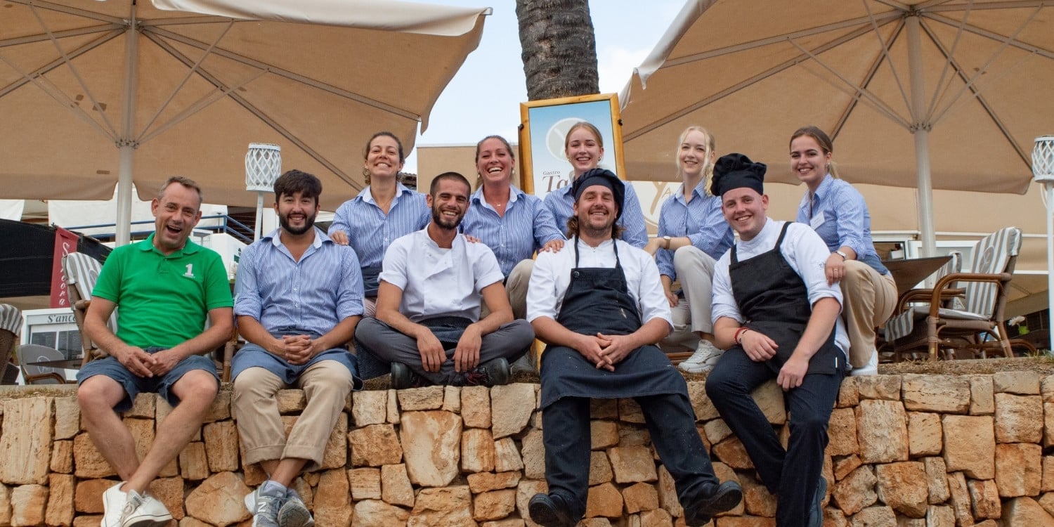 Waiters and Kitchen Staff needed in sunny Mallorca!