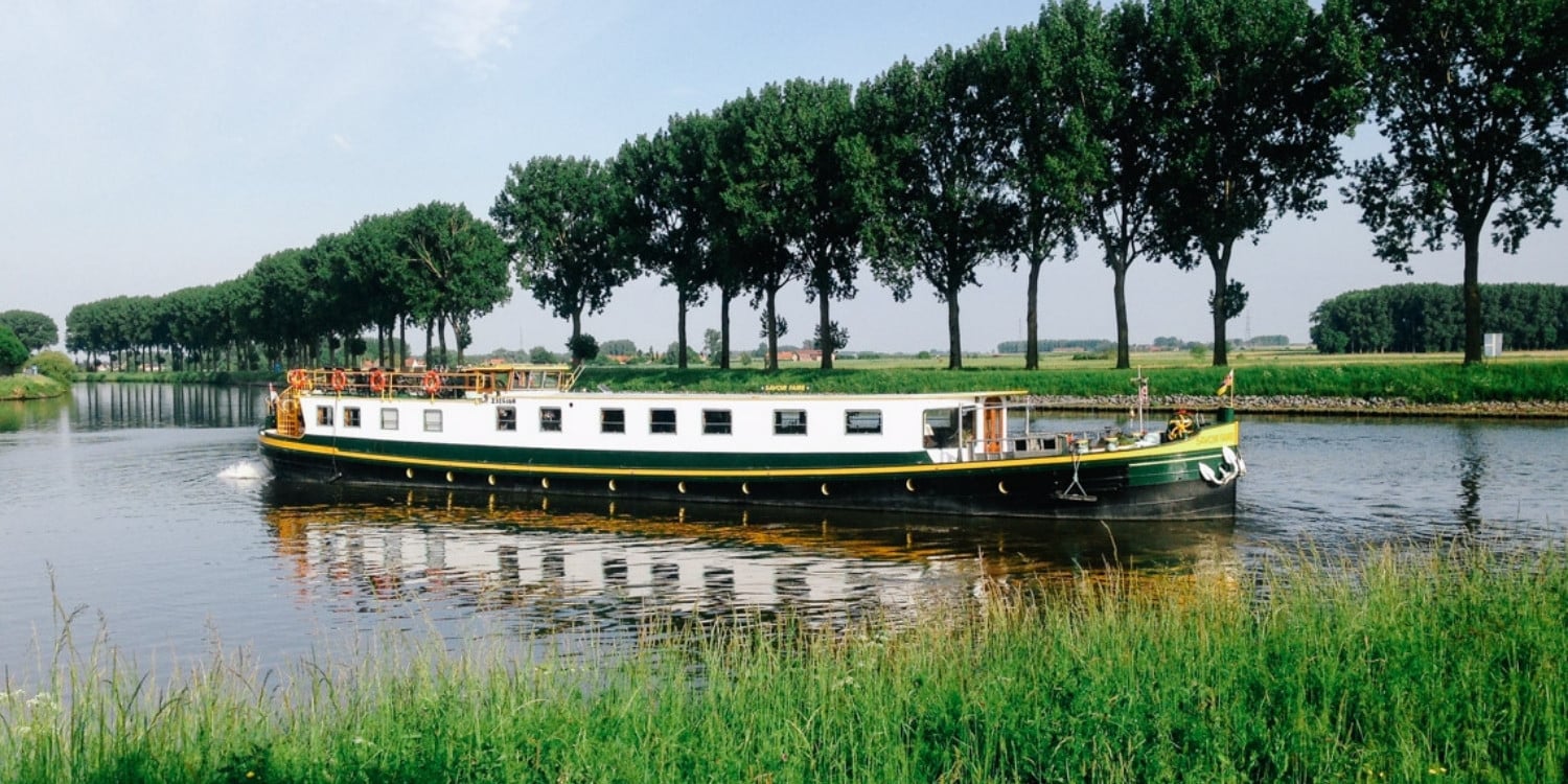 Tour Guide needed to work on a luxury hotel barge in France!