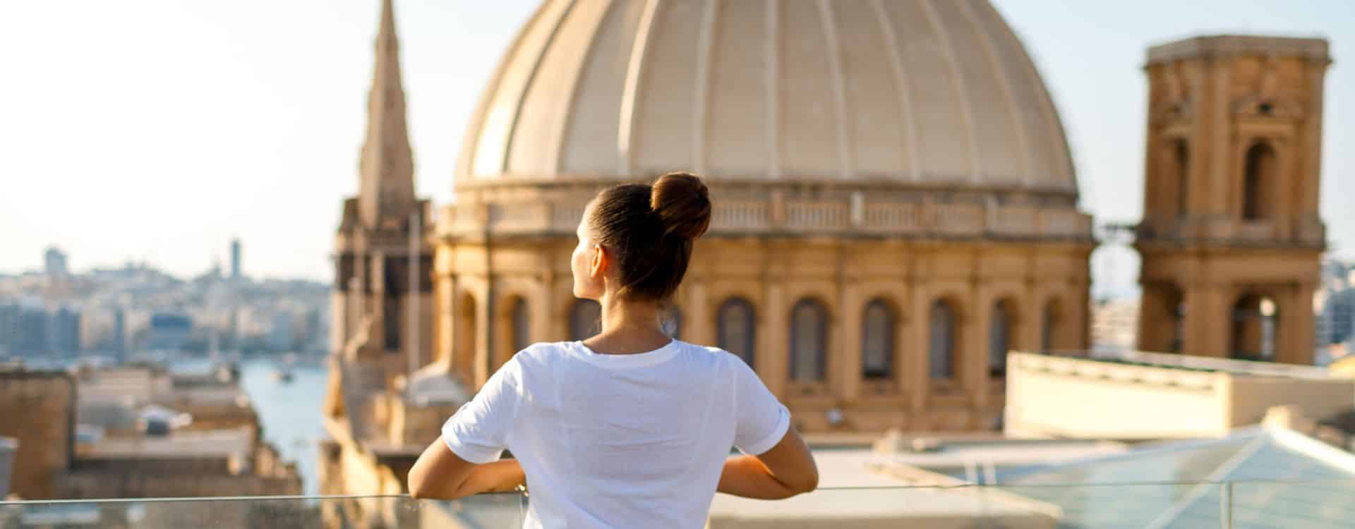 Arbeite als deutschsprachige/r Kundenberater/in im sonnigen Malta!