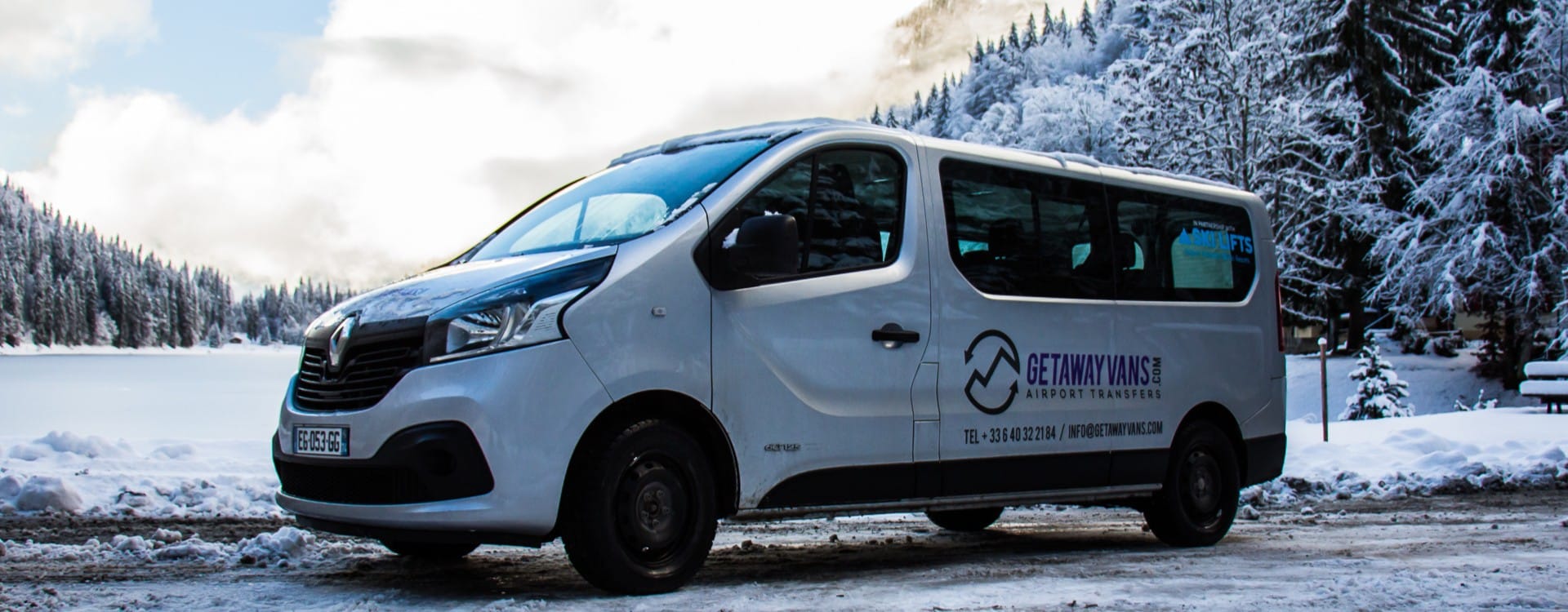 Drivers-needed-for-winter-season-2324-in-Morzine-France.