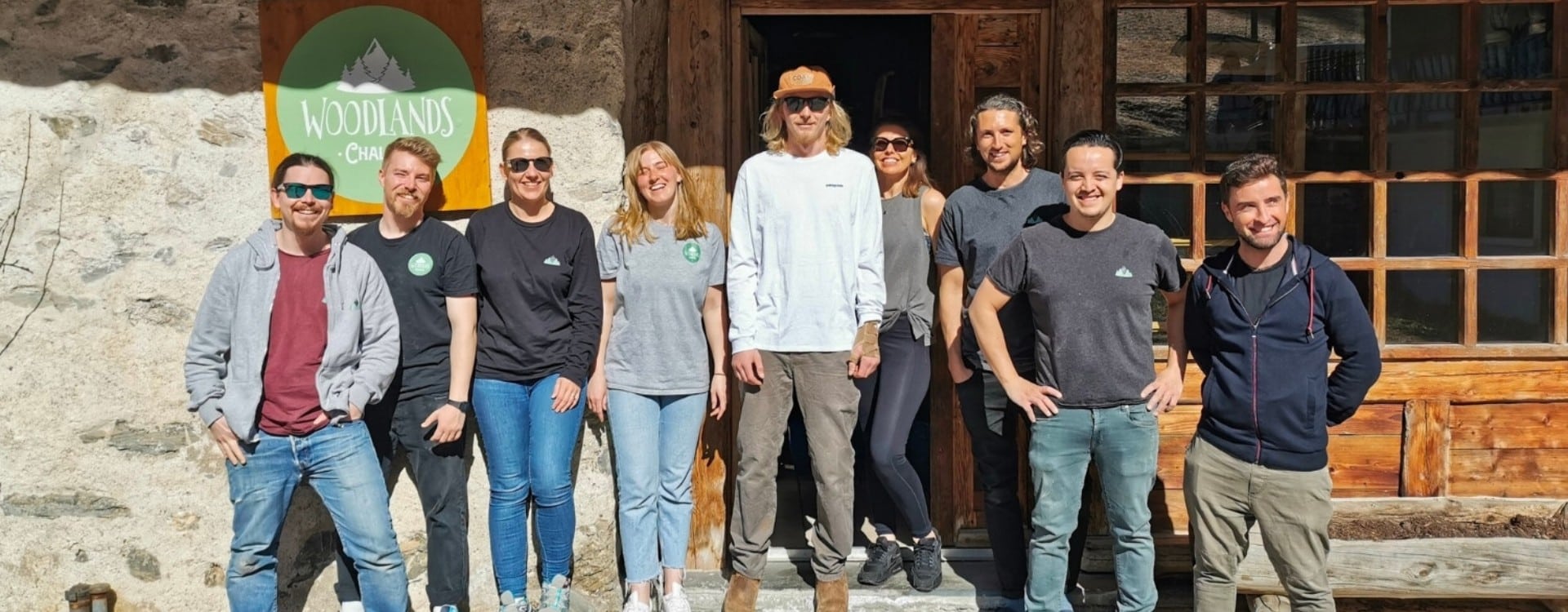 Looking-for-a-Host-Couple-for-two-large-chalets-in-Morzine-France