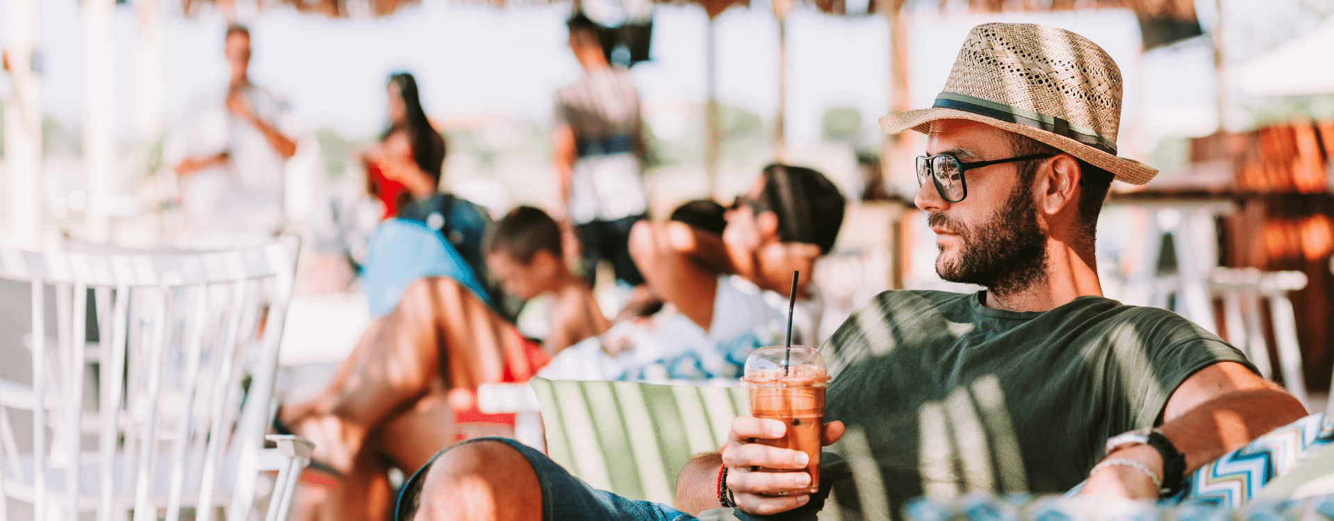 Lavora in Grecia parlando italiano, come consulente per il servizio clienti