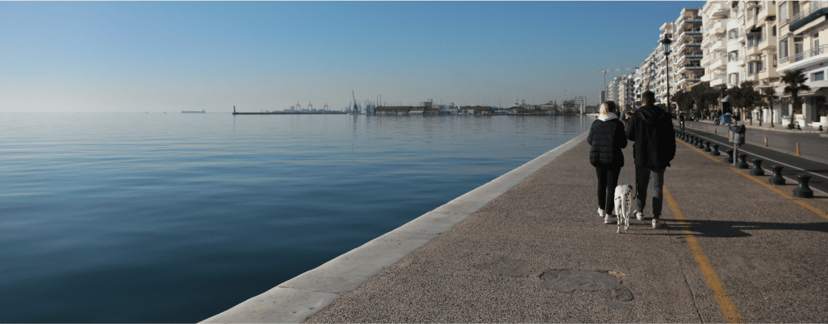 asiakaspalvelijaa-thessalonikiin-kreikkaan