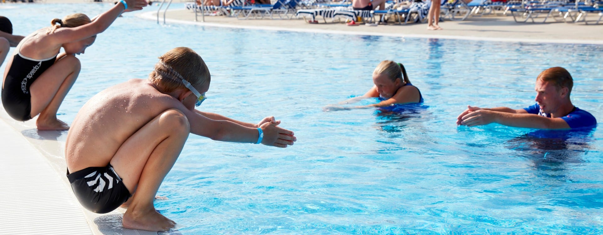 TUI-Swim-Coach-EU-UK-Nationals-Work-Abroad-