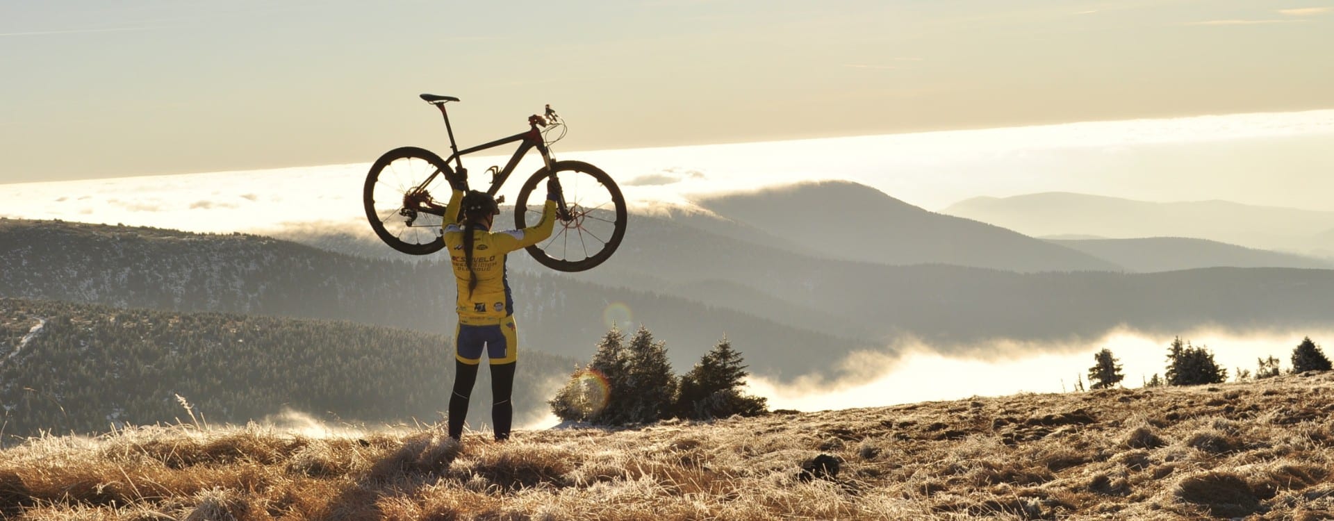 Become-a-Mountain-Bike-Instructor-in-Canada-or-New-Zealand