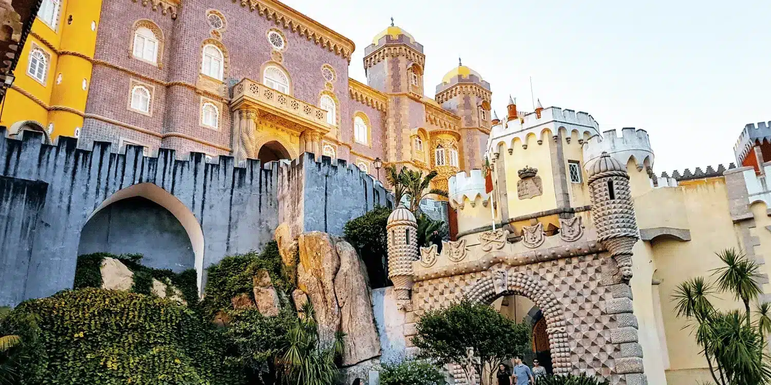 Spanish and Portuguese-speaking Customer Service Representative in Lisbon, Portugal
