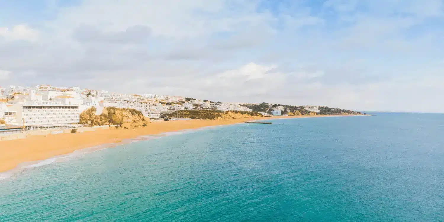 Join Our Team in Lisbon! Spanish Advertiser Support for the largest social media company