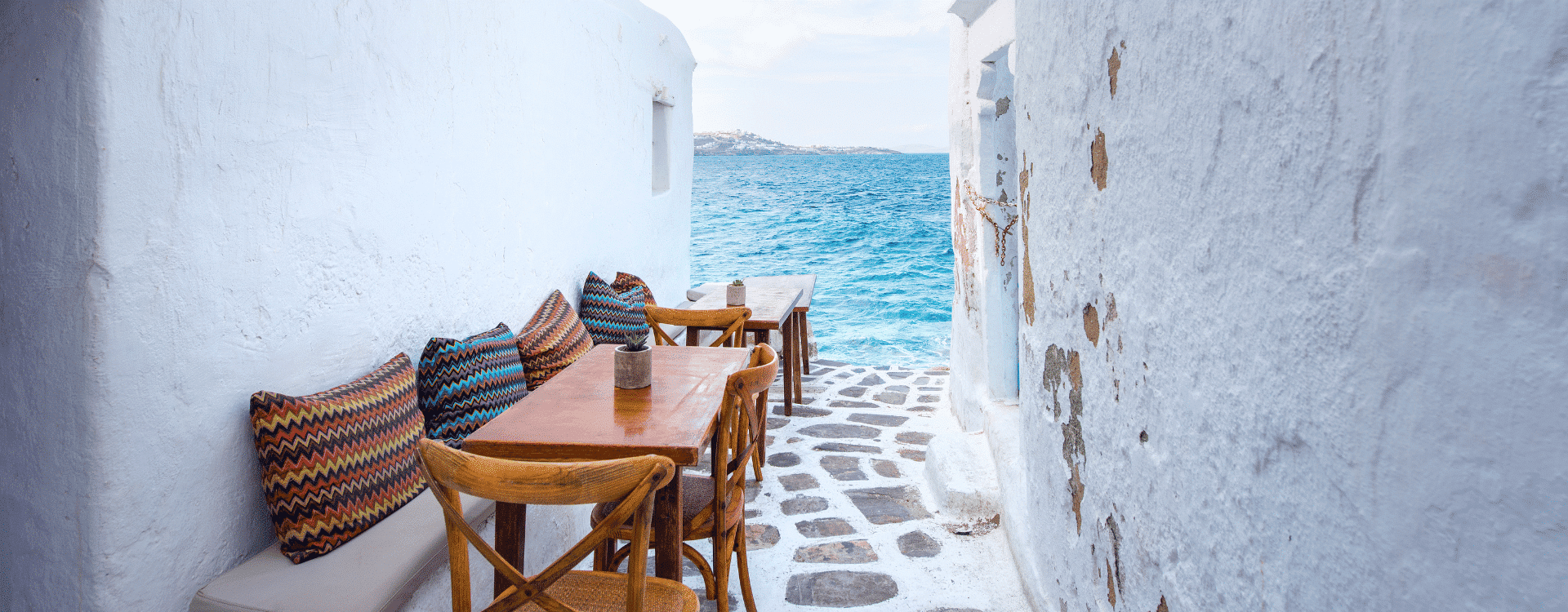 Dutch-Customer-Service-Associate-Remote-all-over-Greece.