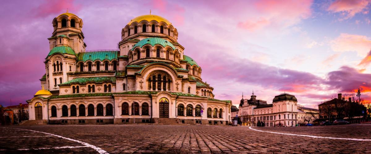 Ukrainian-English - Content Moderation and Customer Service needed in Sofia, Bulgaria