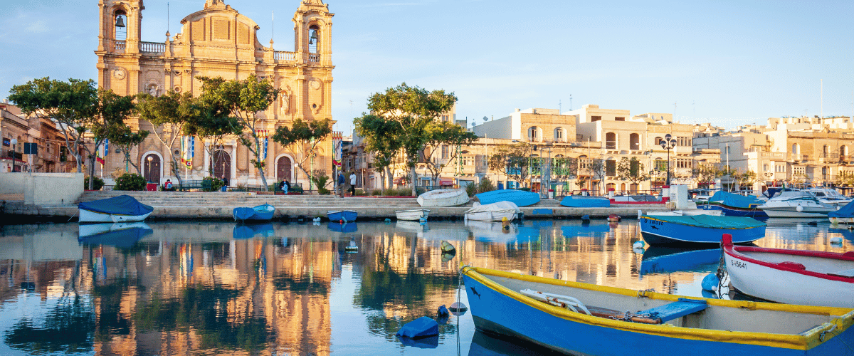 Dutch-Speaking-Customer-Account-Advisor-in-Malta-incl-flight-and-accommodation