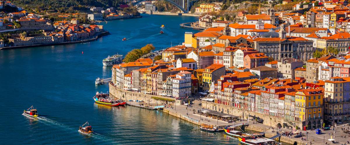 Get-started-as-an-Advertiser-Support-Specialist-in-beautiful-Lisbon.
