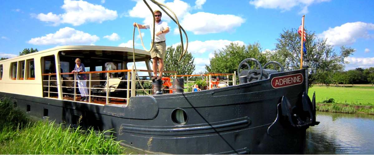 Deckhand-needed-to-work-on-a-Luxury-Hotel-Barge-in-France.jpg