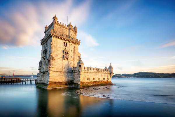 Enjoy-your-freedom-in-Portugal-and-work-from-home-as-a-Danish-speaker
