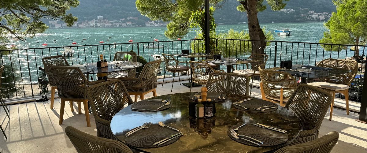 Waiter/Assistant Waiter needed in Montenegro, Serbia