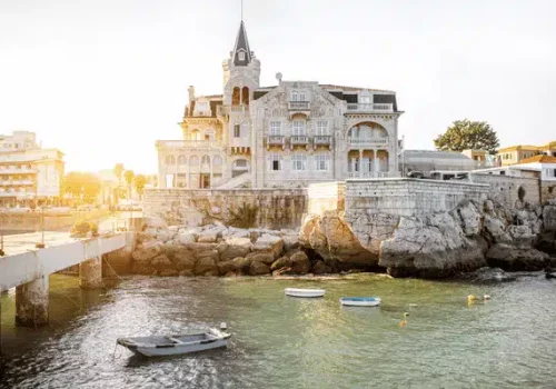 Dutch Content Curator at Google - Work from sunny Portugal
