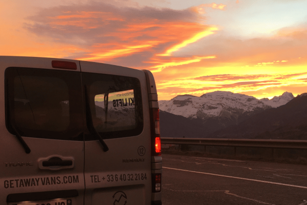 Airport-Transfer-Drivers-needed-in-Morzine-France