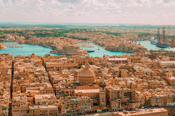 Arbeite als Kundenberater/in für ein Online Casino im sonnigen Malta!