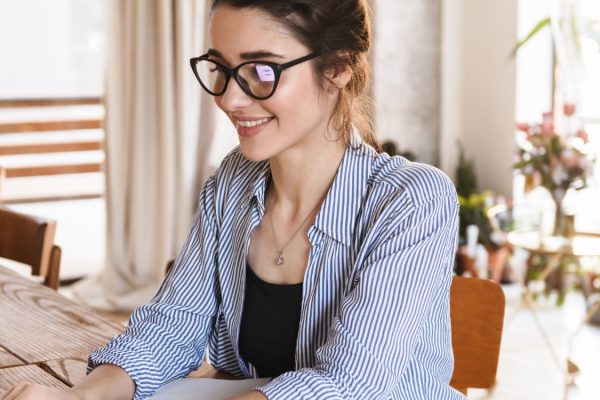 Arbejd hjemmefra overalt i Europa som dansk lønspecialist!
