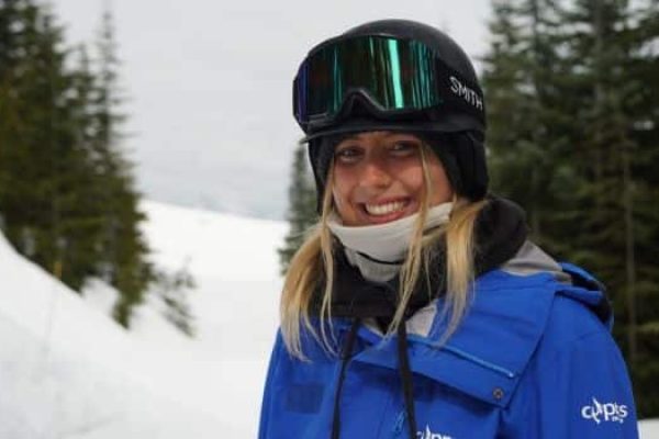 Become-a-Ski-Instructor-–-Instructor-Internships-in-Canada-Japan-New-Zealand-Switzerland-USA