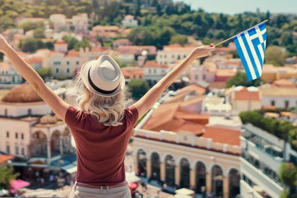 Become a Spanish-Speaking Customer Service Representative in sunny Athens, Greece
