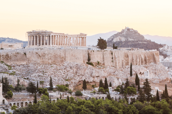 Become-an-Italian-speaking-Content-Moderator-in-the-heart-of-Greece-Athens.