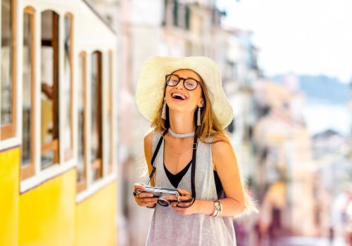 Begin aan een nieuw avontuur in Lissabon als Content Moderator bij Pinterest of een ander bekend social media platform
