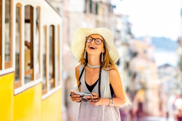 Begin aan een nieuw avontuur in Lissabon als Content Moderator bij Pinterest of een ander bekend social media platform