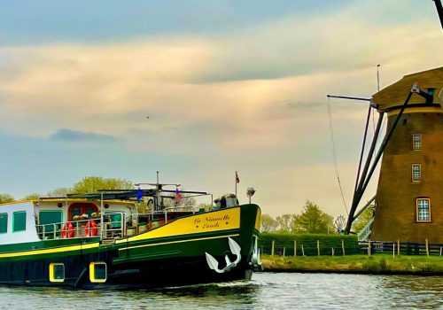 Chef-de-Cuisine-for-Six-Star-Ultra-Deluxe-River-Canal-Barge-Cruising-in-Europe-needed-for-Summer-24
