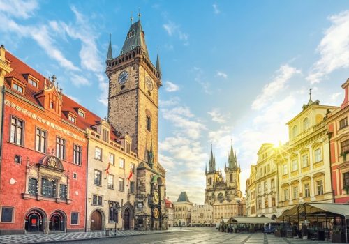 Conseiller réservation et service client pour une compagnie aérienne à Prague!