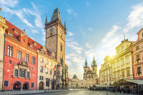 Conseiller réservation et service client pour une compagnie aérienne à Prague!