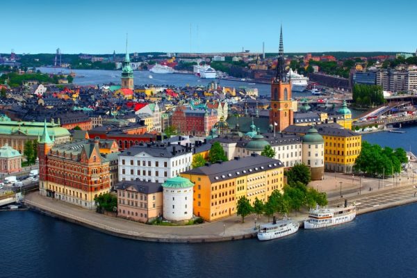 Danish Speaking Customer Service Agents needed in Stockholm, Sweden