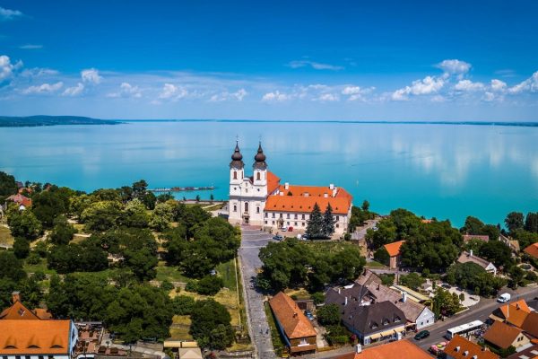 Danish speaking customer service agents wanted in Hungary – Work from home