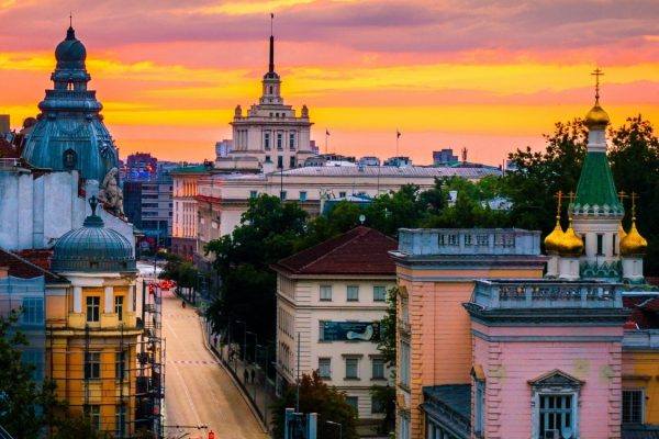 Devenez expert du service client et du service vente à Sofia