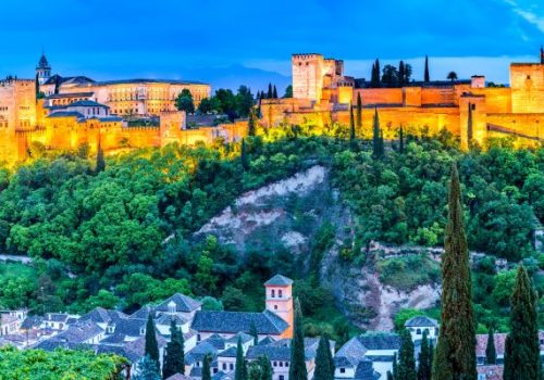Dutch-speaking Paid HR & Payroll Traineeship in Granada, Spain
