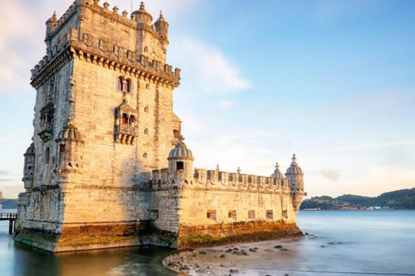 Enjoy-your-freedom-in-Portugal-and-work-from-home-as-a-Danish-speaker