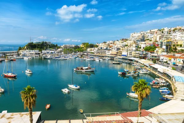 Featured Swedish-English travel agency support Booking.com