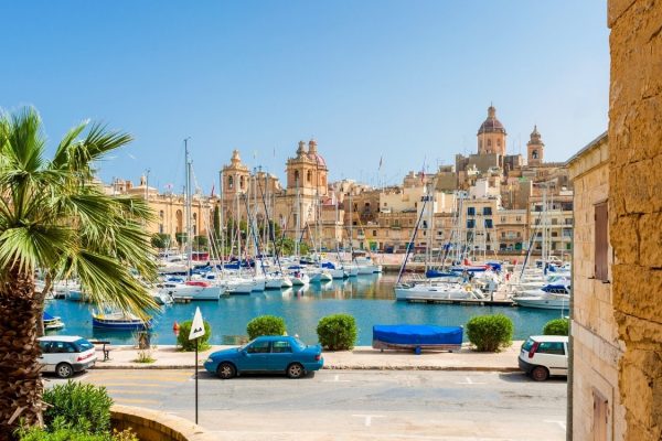 Finnish Speaking Online Game Presenter Needed in Malta