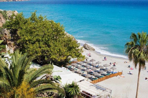 Finnish-Speaking Outbound Sales & Meeting Booking Agent on the sunny Costa del Sol!