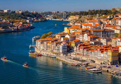 Get-started-as-an-Advertiser-Support-Specialist-in-beautiful-Lisbon.