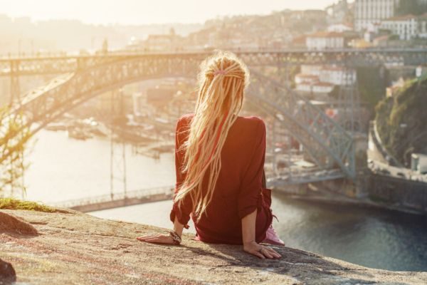 Mach dein Talent für Kommunikation und Social Media in Porto, Portugal zu deinem Beruf