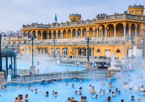 Portuguese-speaking travel agents needed in beautiful Budapest, Hungary! Portuguese-speaking travel agents needed in beautiful Budapest, Hungary!