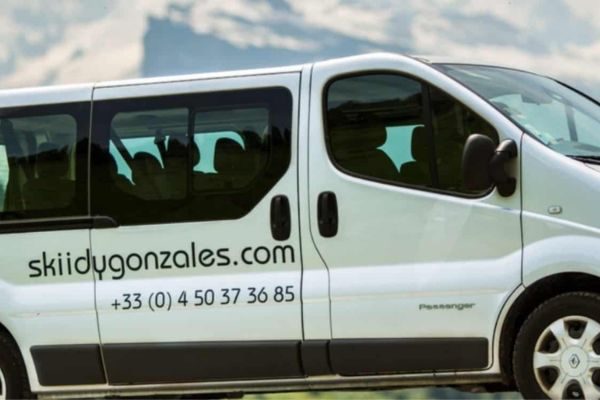 Skiidy Gonzales Airport Transfers are now looking for transfer drivers for Winter 2025/65 starting this December.
